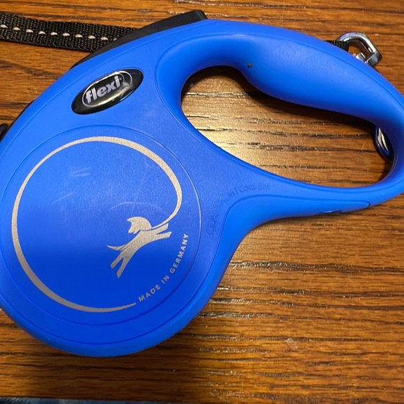 Flexi retractable dog cord made in Germany ❤️ - Picture 4 of 5